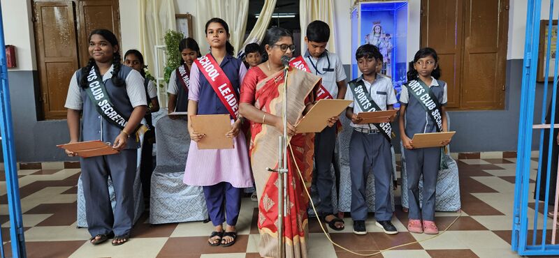 പ്രമാണം:26036 school election 1.jpg