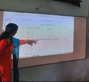 43066-hitech teaching.jpg