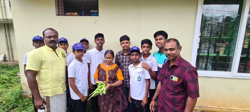 പ്രമാണം:44029 2490.jpg