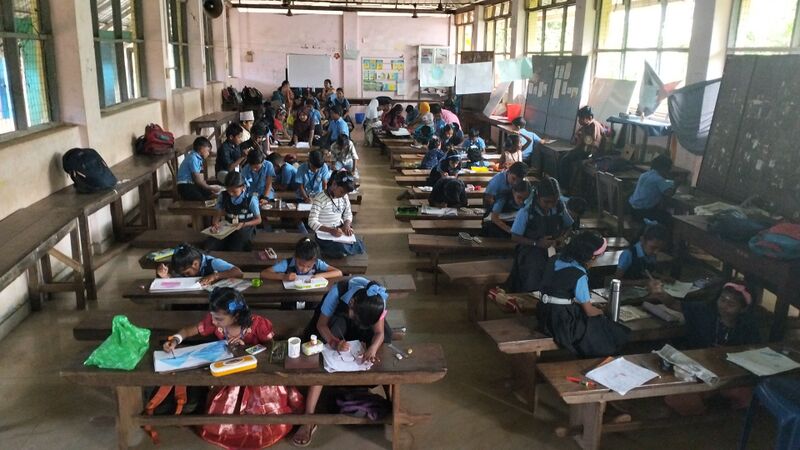 പ്രമാണം:44245 postermaking.jpg