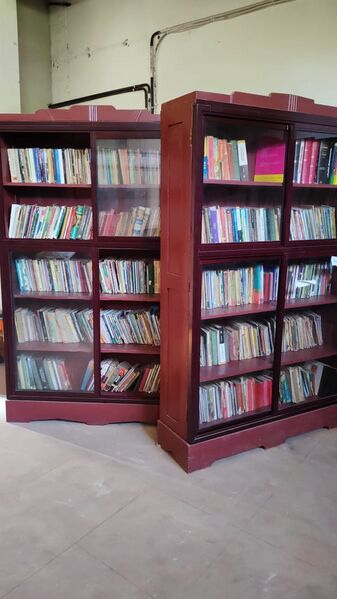 പ്രമാണം:Library2 48046.jpeg