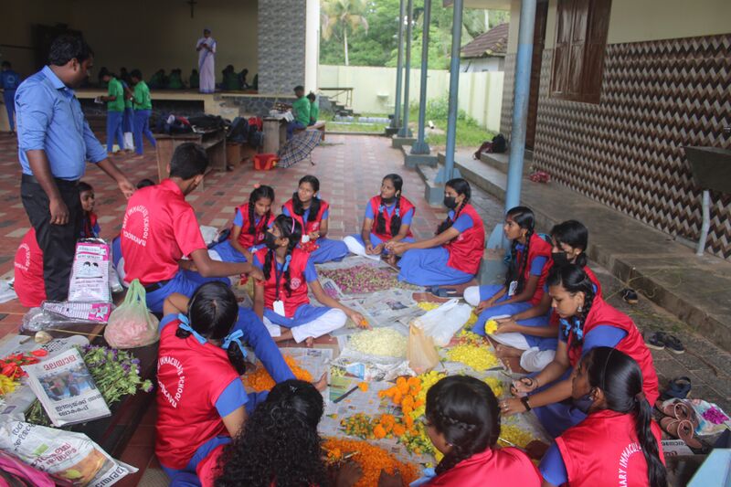 പ്രമാണം:Onam 35052 22 (1).JPG