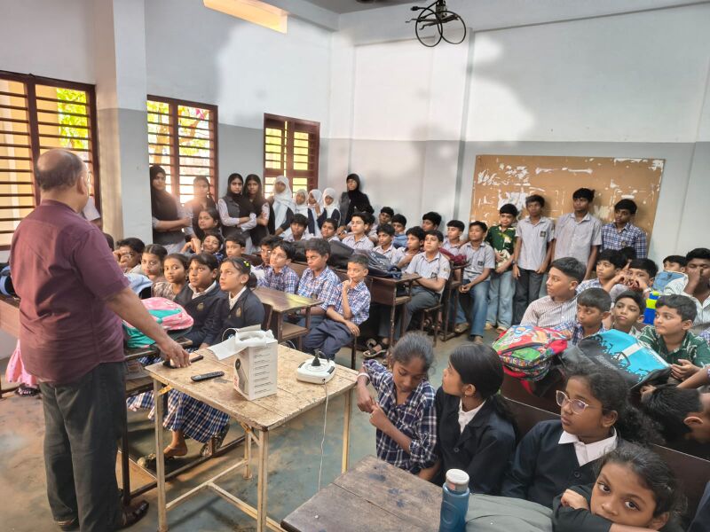 പ്രമാണം:17008 HARITHAM APP INAUGURATION.jpg