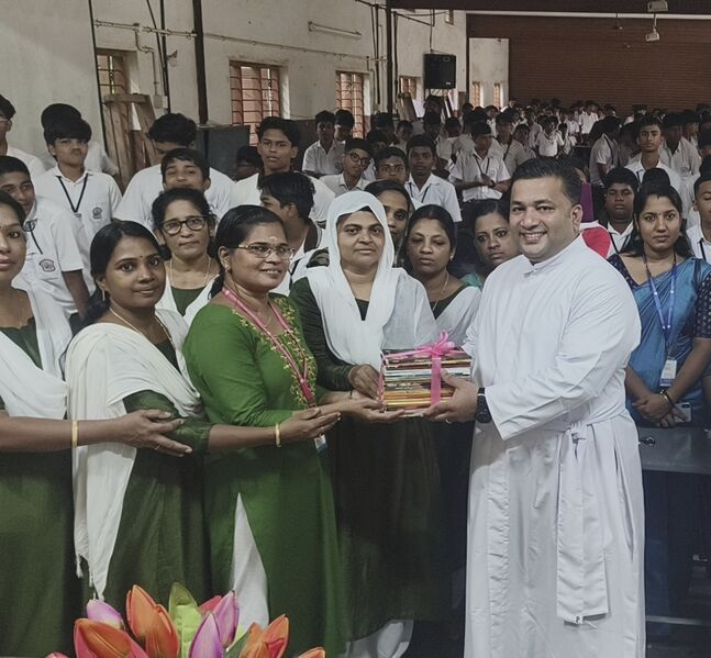 പ്രമാണം:24039IMG20250619 213746.jpg