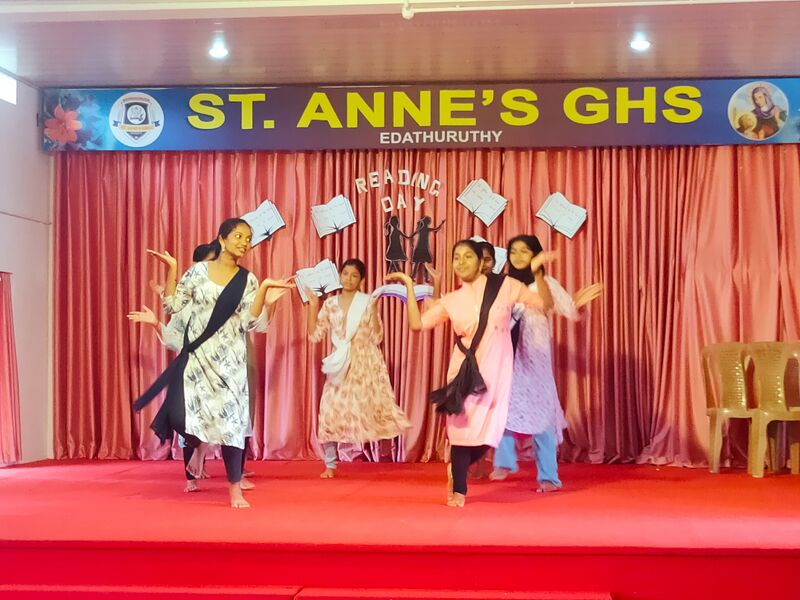 പ്രമാണം:24065-READING DAY2.jpeg