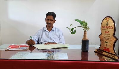 26009 hm office.jpg