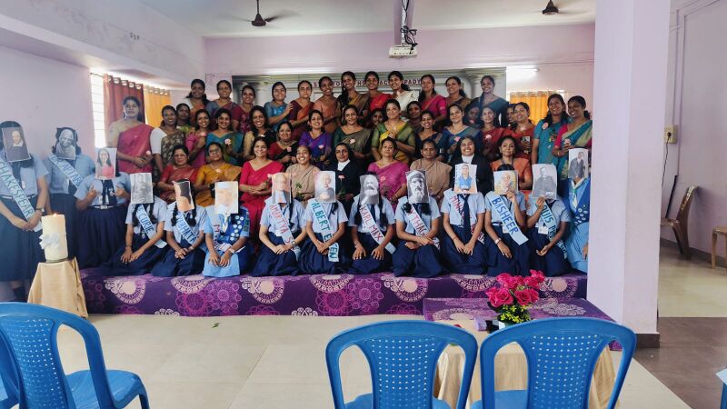 പ്രമാണം:26084 teachers day celebration 2025-26.jpg
