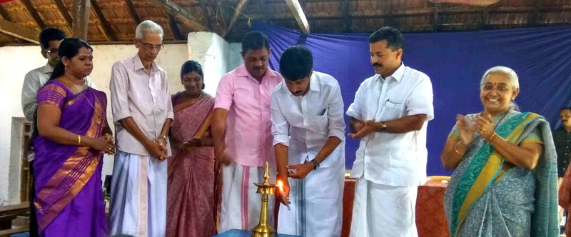 പ്രമാണം:28012 SP018.jpg