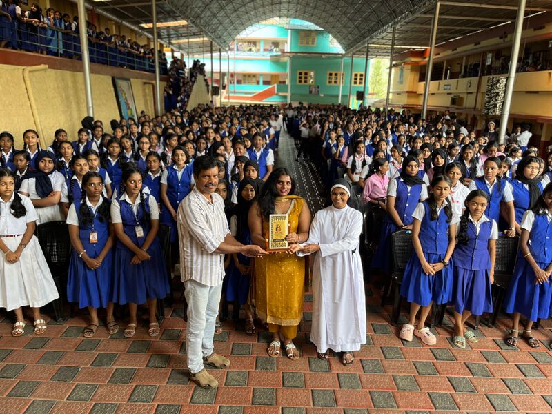 പ്രമാണം:29040-Vidhyarangam Kalasahithya Vedi Programme2025-1.jpg