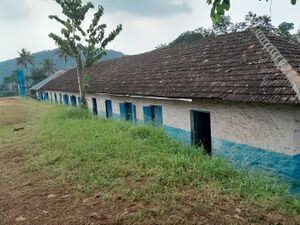 30242'.school back.jpg