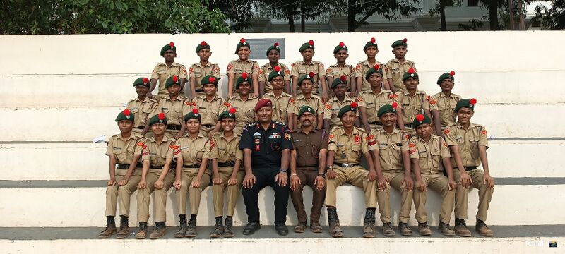 പ്രമാണം:35013-A CERTIFICATE EXAM.jpg