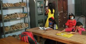 36275 school library 2.jpg