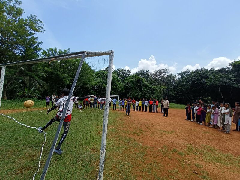 പ്രമാണം:37054-PTA-GOAL2026-BEST KICK2.jpg