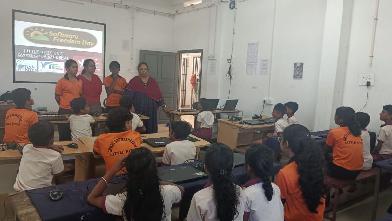 പ്രമാണം:41017 IT class 2025.jpg