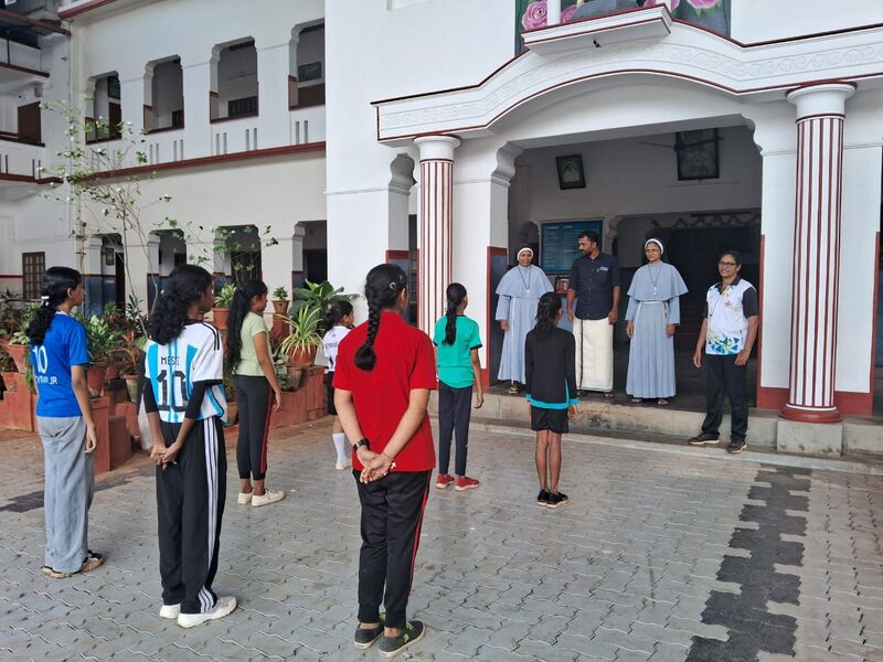 പ്രമാണം:LFCGHSS 24049 SPORTS CLUB.jpg