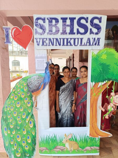 പ്രമാണം:SCHOOL REOPEN .jpg