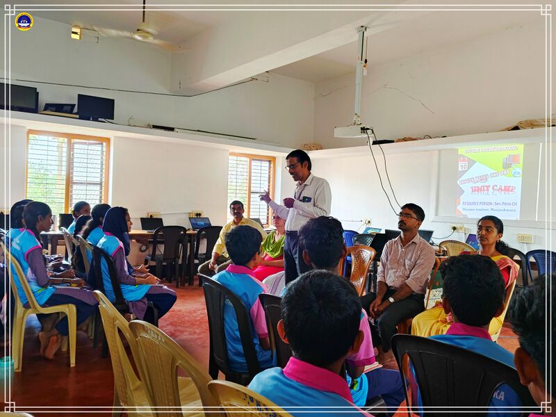 പ്രമാണം:11051 schoollevelcamp1.jpg