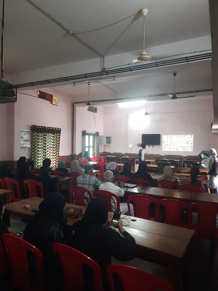 പ്രമാണം:14036 AI class parents feb2026.jpg