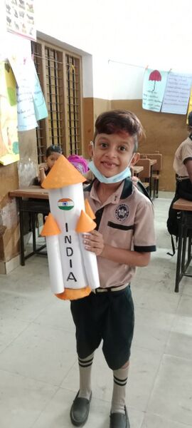 പ്രമാണം:21801 GLPSAGALIചാന്ദ്രദിനം 10.JPG