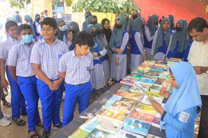 25220 history fest.JPG