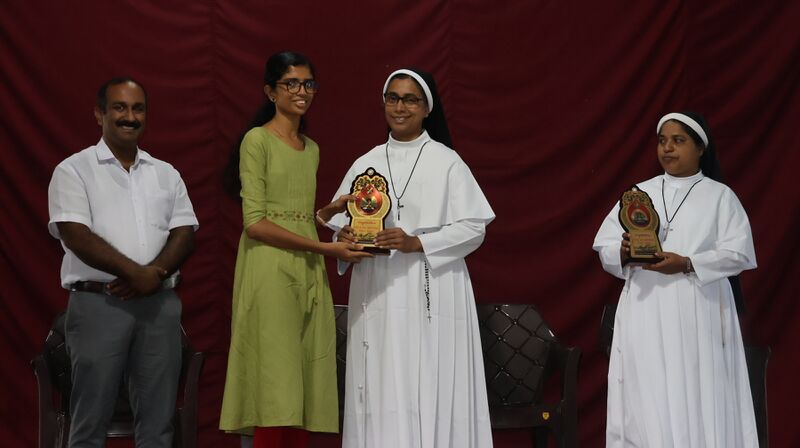 പ്രമാണം:31076 Meritday1.jpg