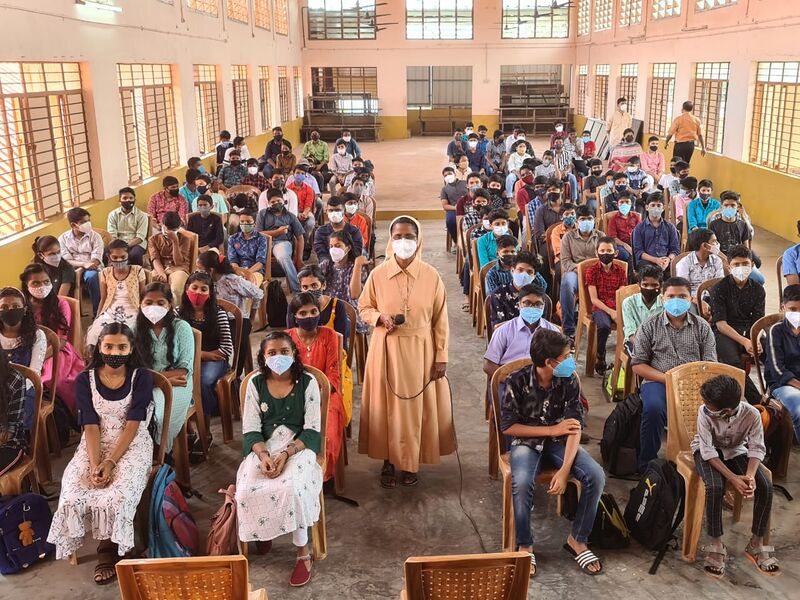 പ്രമാണം:33056 2021 a14.jpeg