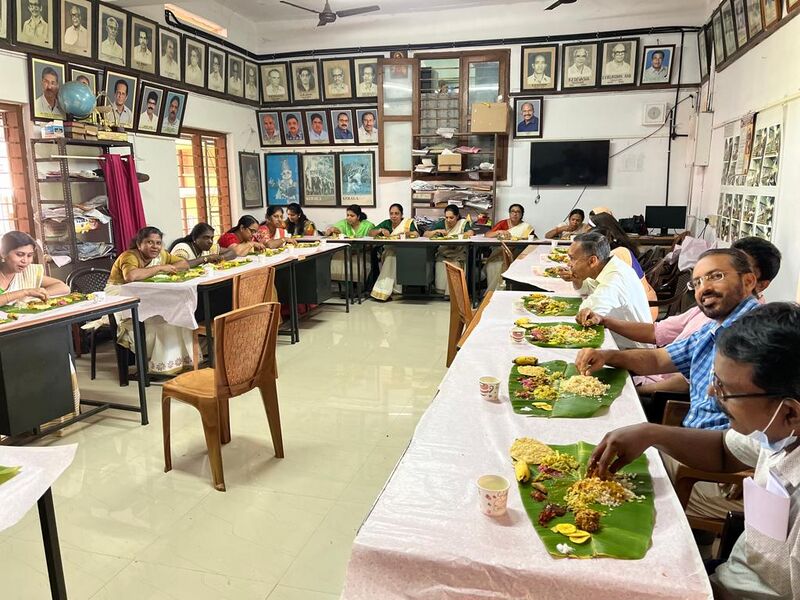 പ്രമാണം:33056 onam2022 8.jpeg