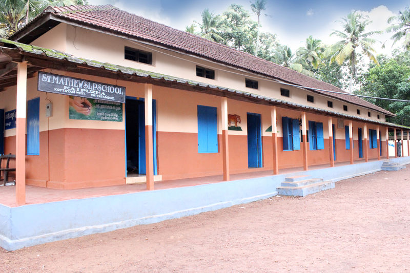 പ്രമാണം:33228 stmathews lps kaipuzha.jpg