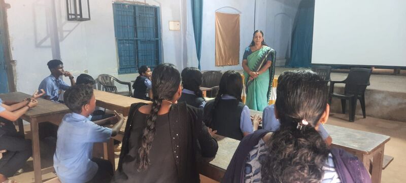 പ്രമാണം:34041 el2.jpg