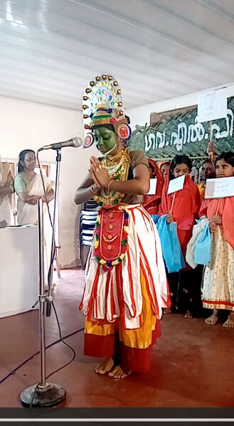 പ്രമാണം:35329 padanolsavam 01.jpg