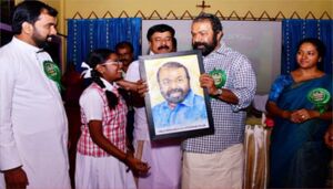 41068 ANANNIYA WITH MANTHRI SHIVANKUTTI.jpg