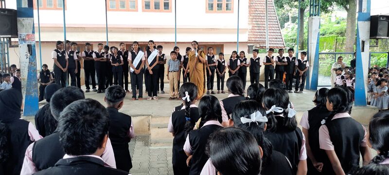 പ്രമാണം:47026-STGHSSV- school Parlament4.jpg