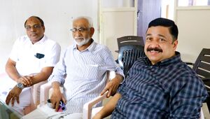 47089 lib3.resized.JPG