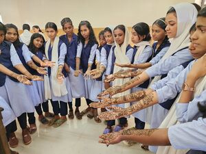 48137 Mehandifest.jpg