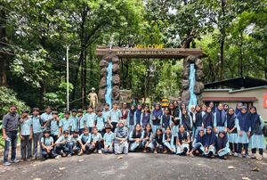 48140 field trip 2.jpeg