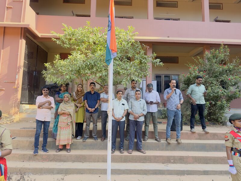 പ്രമാണം:16008 republuc 2026 3.jpeg