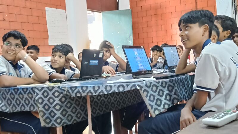 പ്രമാണം:17052-LK Pre camp.jpg