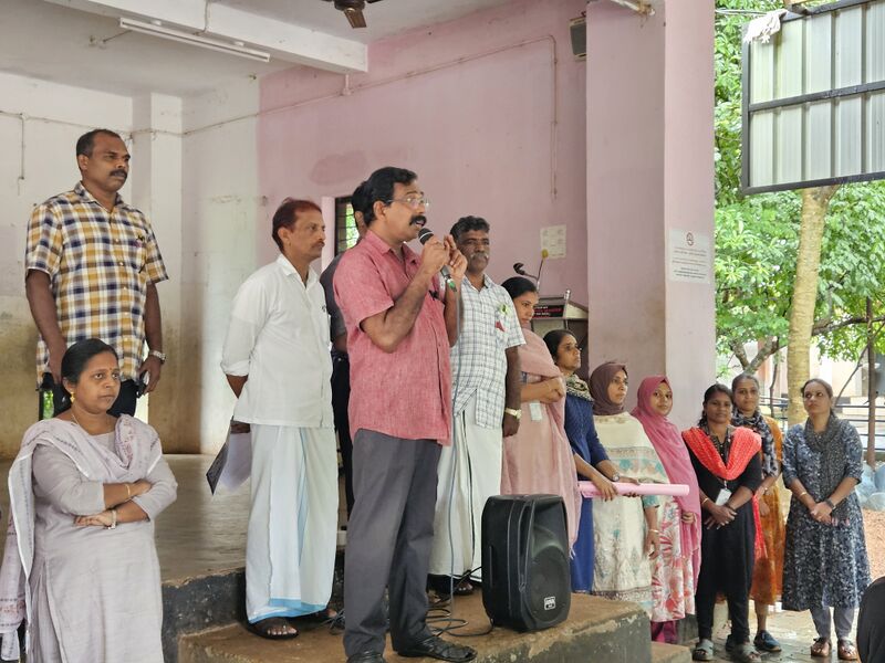 പ്രമാണം:19833-MLP-puka 5.jpg