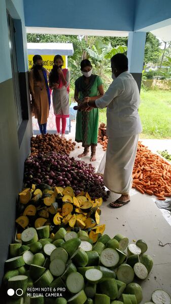 പ്രമാണം:21706 covid kaithang.jpeg