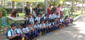 33203 ELA FIELD TRIP 03.jpg