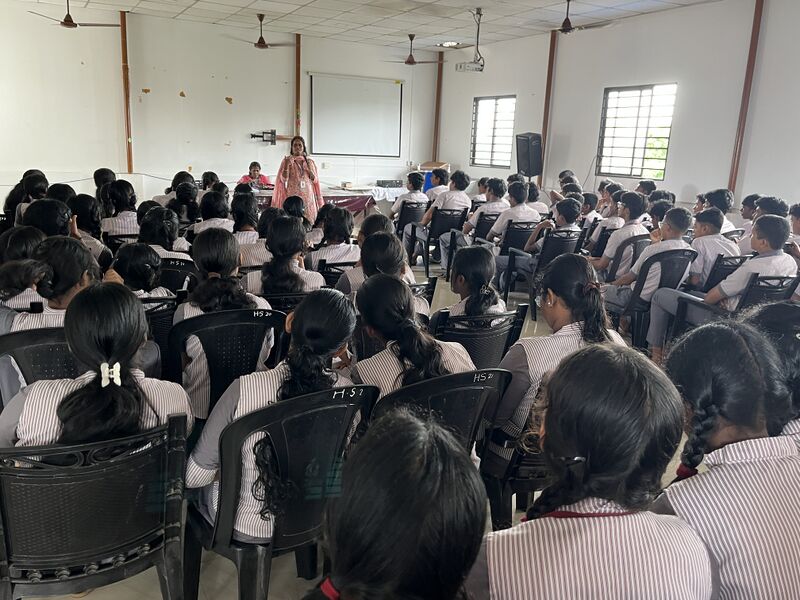 പ്രമാണം:35050 AIDS525.jpg