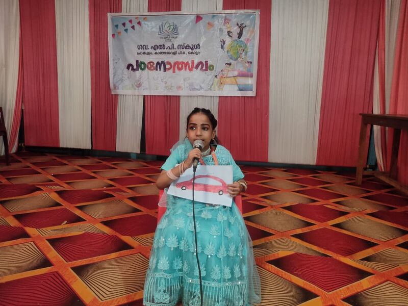 പ്രമാണം:41409 Padanolsavam 25 19.jpg