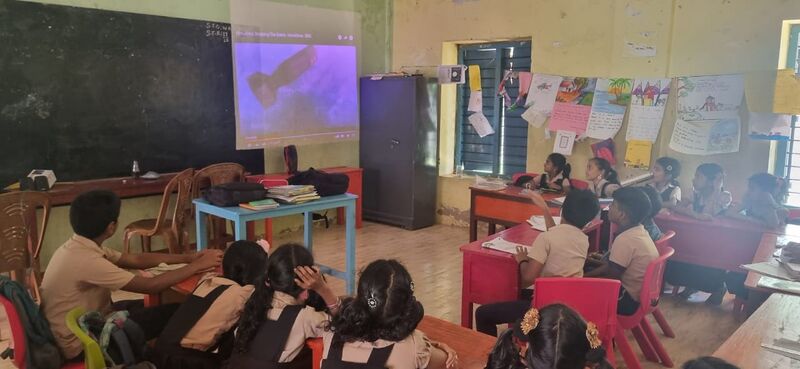 പ്രമാണം:42422hitech claa4.jpg