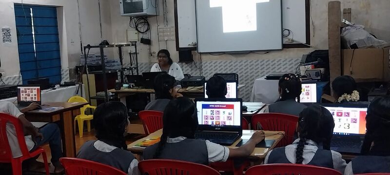 പ്രമാണം:43069 camp october 2.jpg