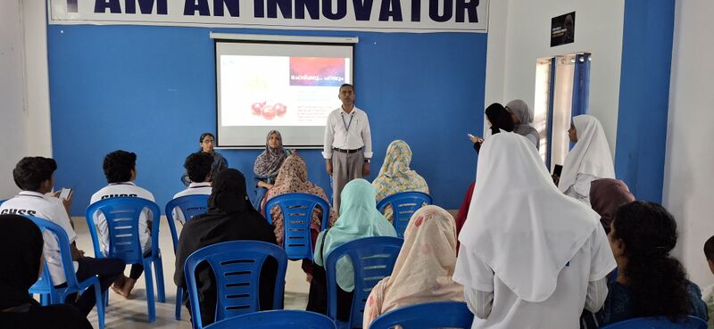 പ്രമാണം:47064-AI Parents.jpeg