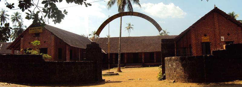പ്രമാണം:PARAPPERI SCHOOL.jpg