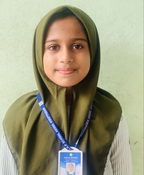 പ്രമാണം:18364 Fathima shahmiya.jpg