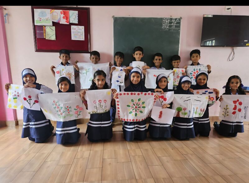 പ്രമാണം:18679 HDH25-26.jpg