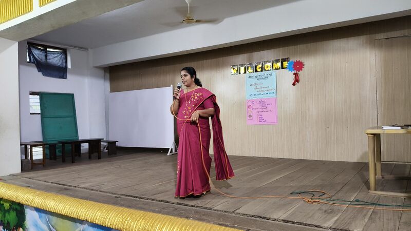 പ്രമാണം:26337 ekm road3.jpg