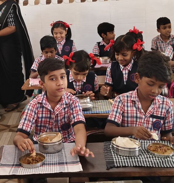 പ്രമാണം:26342 snehamrutham3.jpg